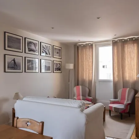 Nest With View On The Eiffel Tower Appartement